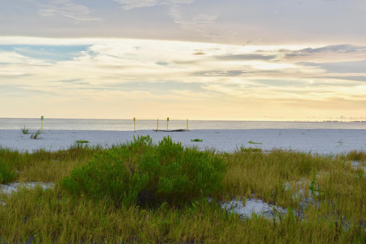 Caribbean Beach Club Fort Myers Beach Eksteriør billede