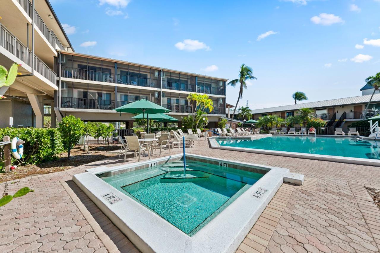 Caribbean Beach Club Fort Myers Beach Eksteriør billede